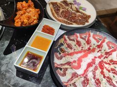 -鹤江桥·红油牛肉粉(SKP店)