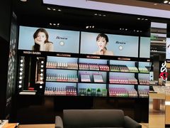 -LOHO眼镜(北京朝北大悦城店)
