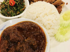 咖喱牛肉饭-小槟城美食馆