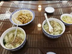 -笑来喜馄饨小笼工坊店(湖滨街店)
