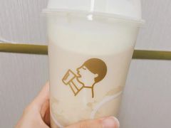 芋泥牛乳满贯-喜茶(广州白云机场T2出发厅店)