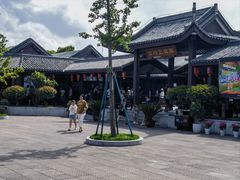 -慈城服务区-停车场