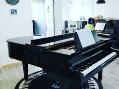 -梅纳·钢琴声乐架子鼓Mena Music(双井店)