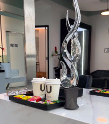 -U·NI SALON 造型