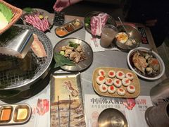 -草家酱蟹炭火烤肉店(珲春南路一店)