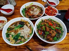 辣椒炒肉米粉-肆姐面粉馆(坡子街店)