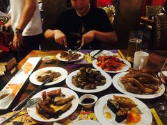 -四海一家自助餐(益田假日广场店)