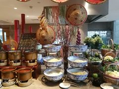 自助取餐区-武汉世茂希尔顿酒店·汇·全日餐厅