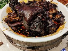 酱肘子-傅记酱肉