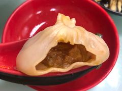 蟹黄汤包-食惠里小笼包面馆(越秀店)