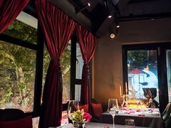 -弦月窗LUNETTE BY AMANDA(复兴路店)