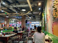 大堂-钢管厂歆瑞源油卤串串香(春熙路太古里店)
