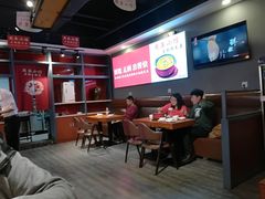 -周鱼小馆石锅酸菜鱼(活力汇店)