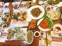 -青瓦餐厅·生鱼片·韩园烤肉(西塔店)