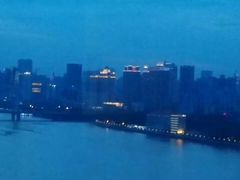 夜幕降临-珠江夜游广州塔·中大码头