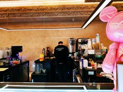 -玲婧胡同·生日蛋糕·餐厅(嘉里城店)