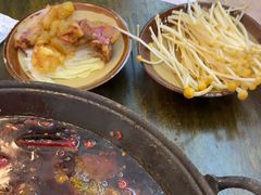 -黄潇洒老火锅(九眼桥宏济巷店)