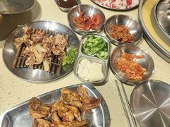 -安小胖韩国烤肉(财富广场画苑小区店)