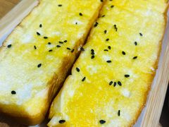 -三顾烤庐·烤鱼·烧烤·龙虾(奉贤店)
