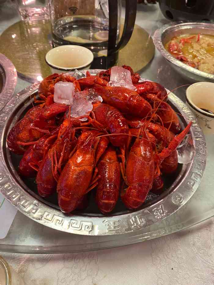 龙虾王(黄河路店)-"以前一直去南通的龙虾王吃龙虾,最近还不能.