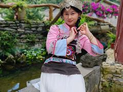 -高荡千年布依古寨旅游景区