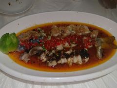 三色回头鱼-巴陵全鱼席(湖南老字号汴河街店 )