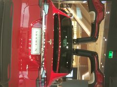 -TESLA 特斯拉(上海太古汇体验店)