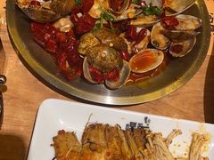 -喝丢一只鞋海鲜烧烤·海肠捞饭(东关街店)