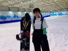 -乔波室内滑雪场