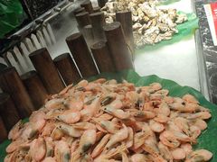-釜御山海鲜烤肉火锅自助(新城市中心店)