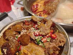 -大芊金重庆串串火锅(南京路店)