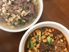 牛肉泡馍-刘信牛羊肉小炒泡馍(回民街店)