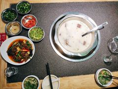 -肖仙仙羊肉汤·始于1996年(郫都店)