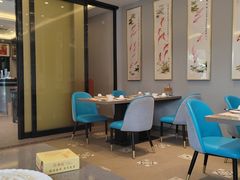 -郑猛记石岐鸽主题餐厅(长江店)