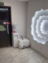 -咪咪专业脱毛连锁机构