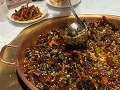 麻辣嘎鱼锅-弘雅饭店