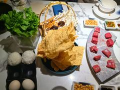 -无界釜·河豚鱼汤锅(红山动物园店)