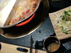 红颜花胶鸡锅-湊湊火锅·茶憩(上海合生汇店)