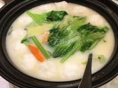 -泓历皇朝酒店(东亭店)