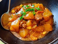 绩溪黄牛肉烧萝卜-徽州小镇(高新店)