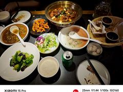 -鲁菜根·泰安菜(万达店)