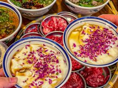 -云阿蛮云南生烫牛肉米线(奉贤路店)