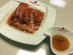港式秘制烧鸭-阿政粤小馆(中央大街店)