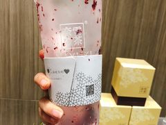 -奈雪的茶(市百一店)