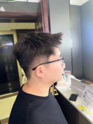 -藤野造型烫发染发