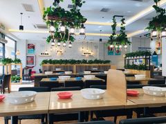 大堂-拿渡·水煮鱼麻辣香锅(王府井奥莱·香江小镇店)