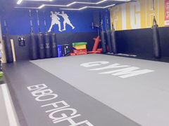 -成杰格斗·拳击·柔术·防身术(建设路店)