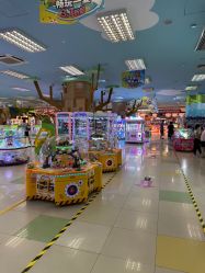 -莫莉幻想儿童乐园(武汉金银潭永旺店)