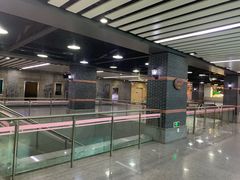 -一大会址·新天地(地铁站)