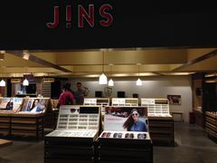 门面-JINS(上海环球金融中心店)